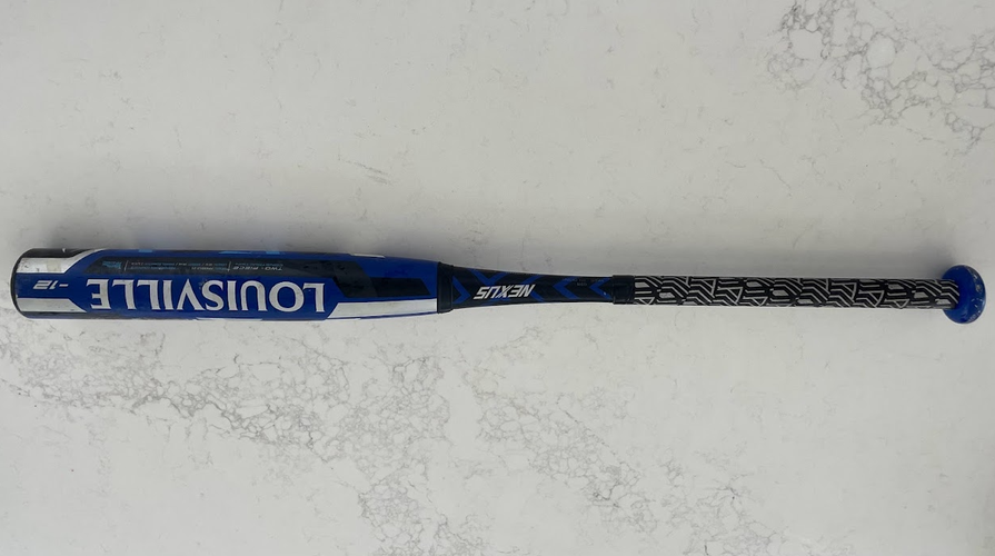 30" Louisville Slugger Nexus Fastpitch Bat (-12) 18 oz - Used 2022