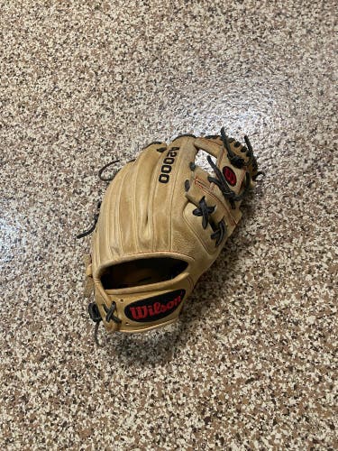 Used Infield 11.5" A2000 Baseball Glove