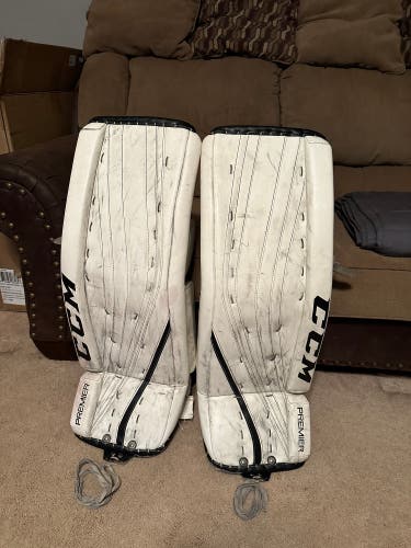 33" CCM Premier R1.9 Goalie Leg Pads