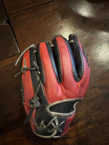 Used Infield 11.5" Heart of the Hide Baseball Glove