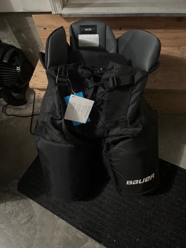 Senior Medium Bauer Hockey Pants