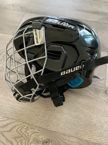 Used Youth Bauer Prodigy Helmet