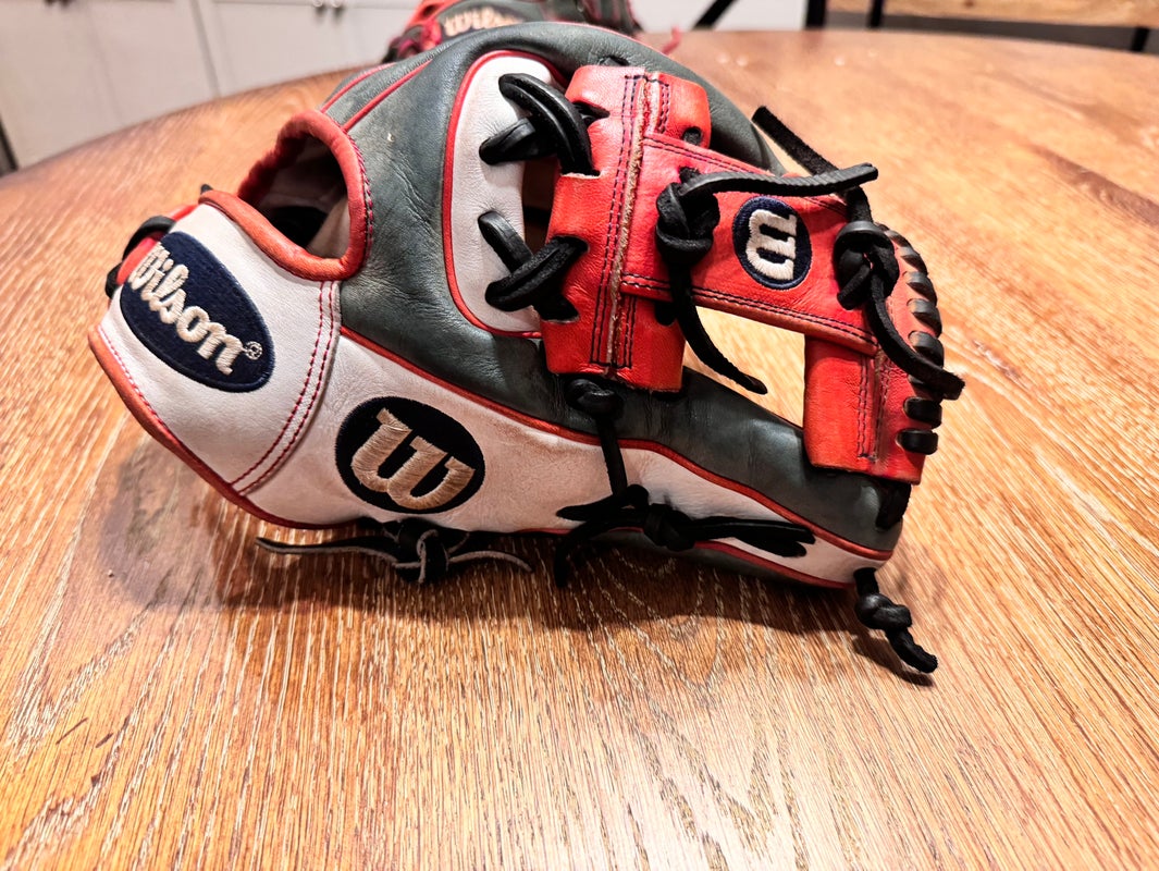 Wilson A2000 1786 Baseball Gloves & Mitts New and Used on SidelineSwap