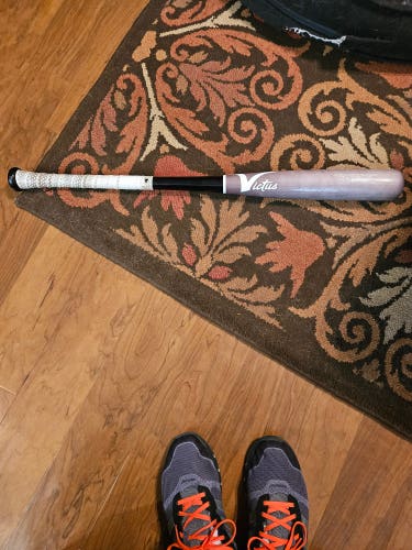 Used 2023 Victus Birch Tatis Bat 31"
