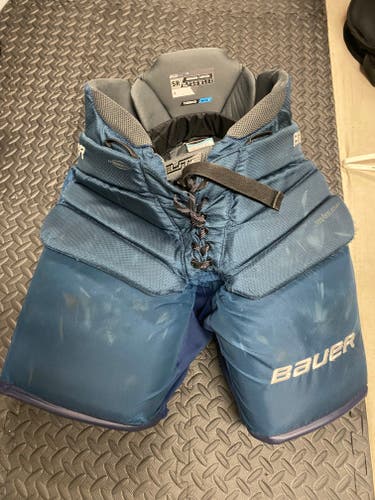 Senior Used Medium Bauer Elite Hockey Goalie Pants