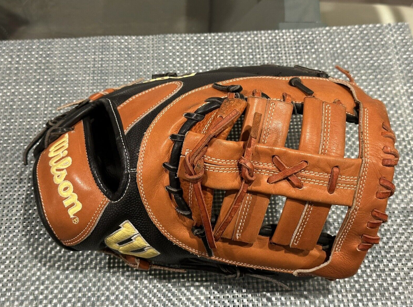 2021 A2000 1620SS 12.5 First Base Baseball Mitt