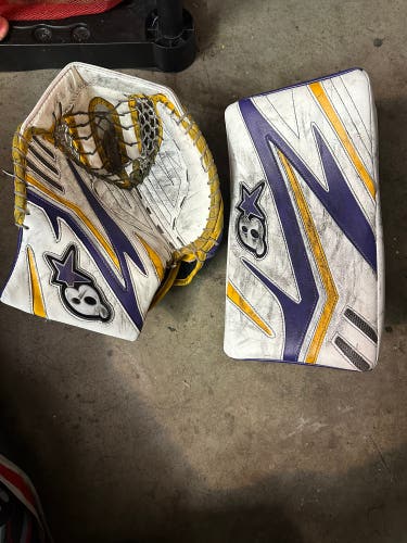 Bryan’s intermediate pro goalie gloves