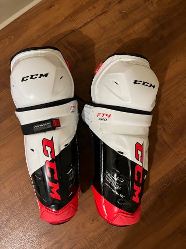 New CCM 14" Jetspeed FT4 pro Shin Pads