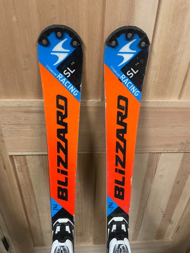 Blizzard skis Broken