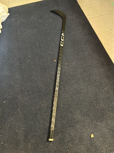 Senior Right Handed P28 Pro Stock JetSpeed FT5 Pro Hockey Stick
