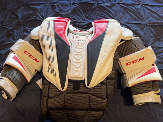 INT Large CCM EFLEX 5.9 Goalie Chest Protector