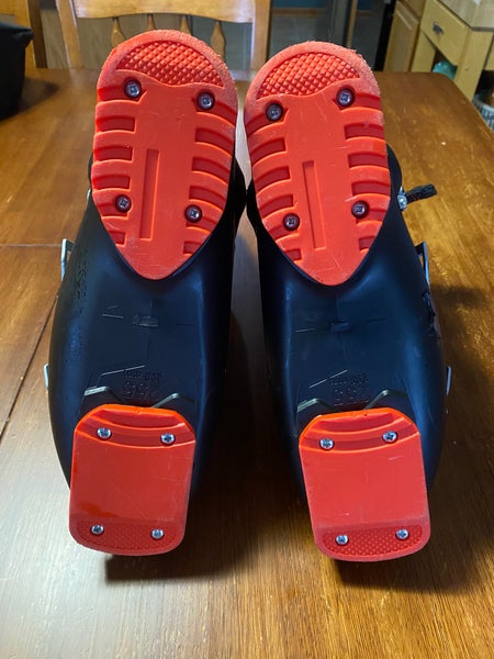 Unisex Rossignol Evo 70 Ski Boots 25.5 | SidelineSwap