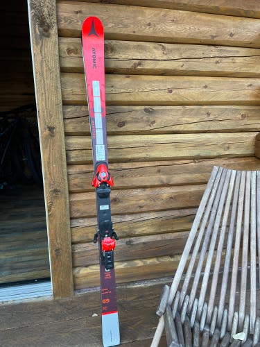Alpine Race skis