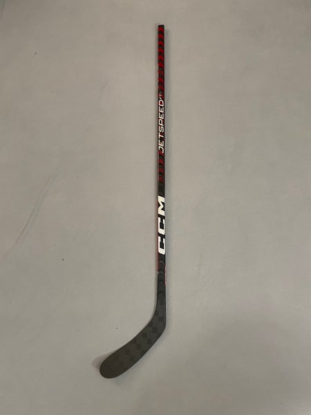 Like New (Demo) Junior CCM Right Hand Jetspeed FT5 Pro Hockey Stick 40 Flex P28
