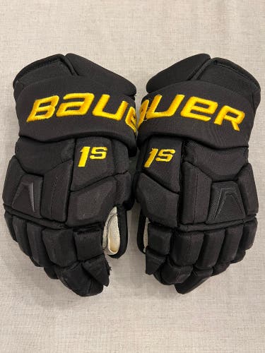 Vancouver Canucks Retro Bauer Supreme 1S Gloves