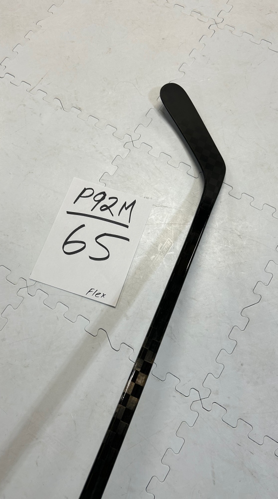 Senior(1x)Left P92M 65 Flex 63” PROBLBACKSTOCK Pro Stock Hockey Stick