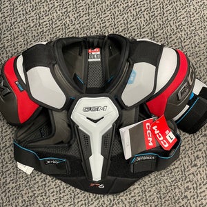 CCM FT6 Senior large Shoulder Pad