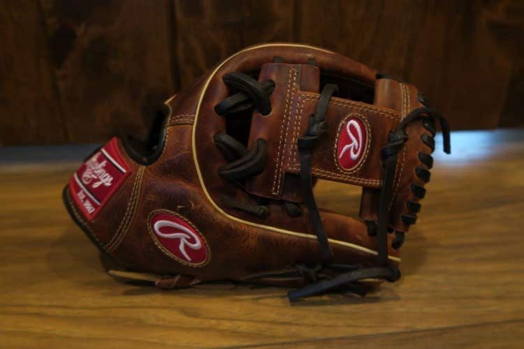 Used Rawlings Right Hand Throw Infield Heritage Pro Baseball Glove 11.5"