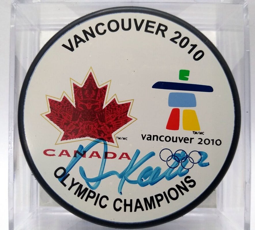 Duncan Keith Signed Team Canada 2010 Vancouver Oympics Champions Hockey Puck