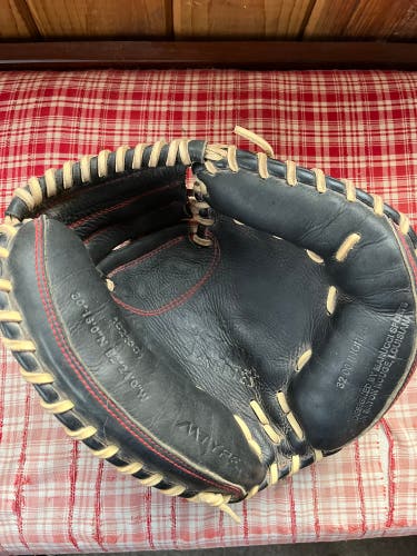 Marucci Catcher's Glove -32”
