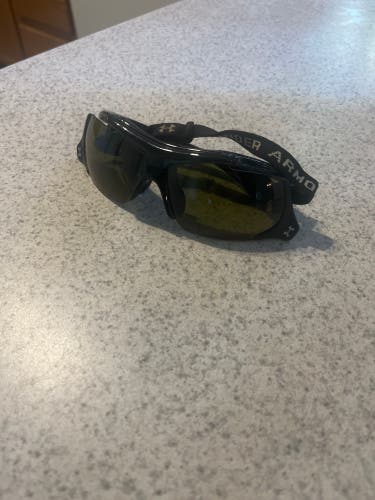 Under Armour Flip-up Sunglasses