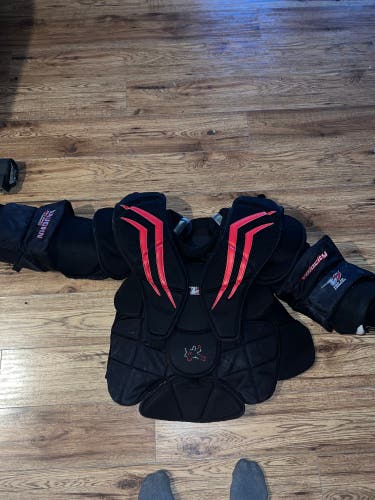 Used Large Vaughn  Velocity V7 Goalie Chest Protector