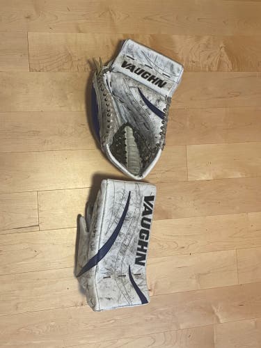 Vaughn Pro Stock Ventus LT90 Goalie Glove Set