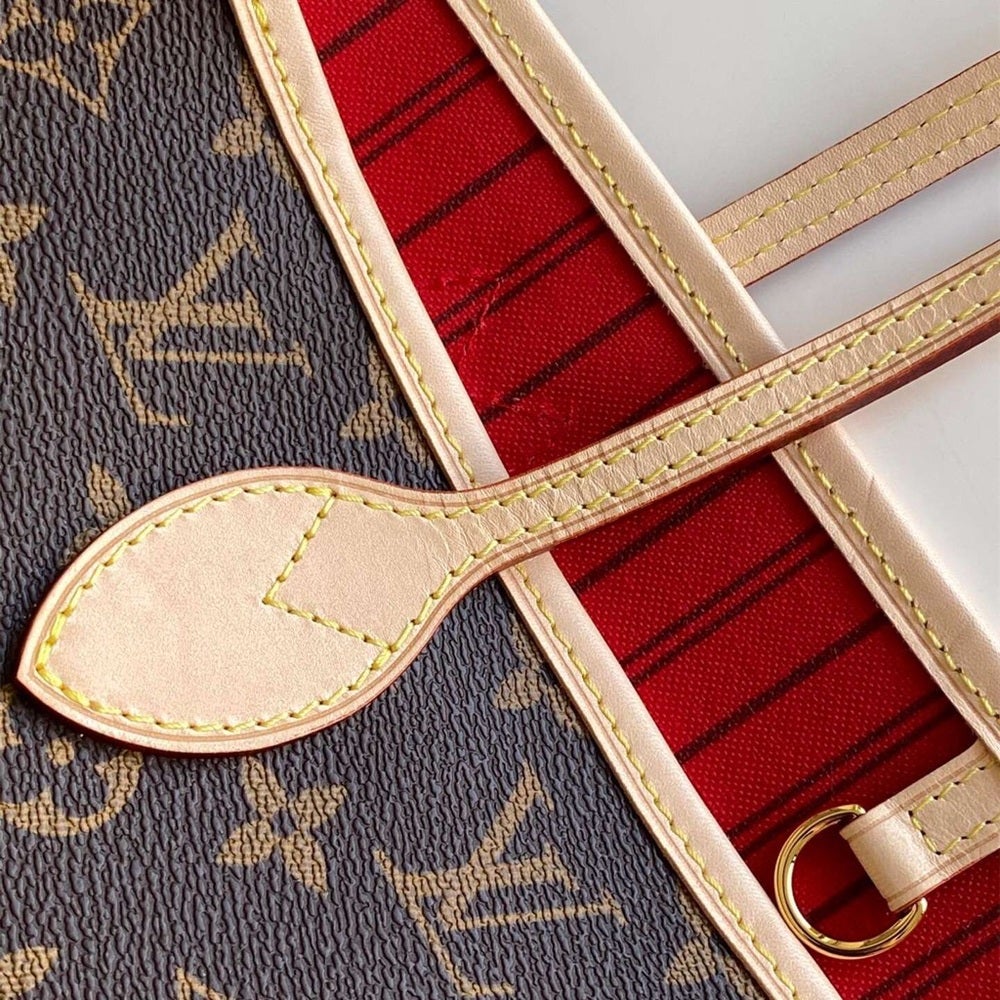 NEW Louis Vuitton Neverfull MM - CHERRY INTERIOR- NWT RARE- Sold W/Pouch—