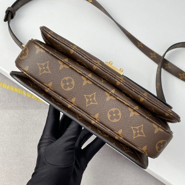 Authentic Louis Vuitton Pochette Metis Monogram