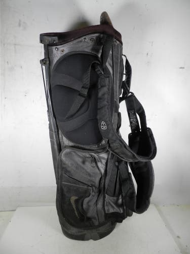 Nike Lightweight Carry Stand Golf Bag Black & Grey, Dual Strap, 7 Way Divider