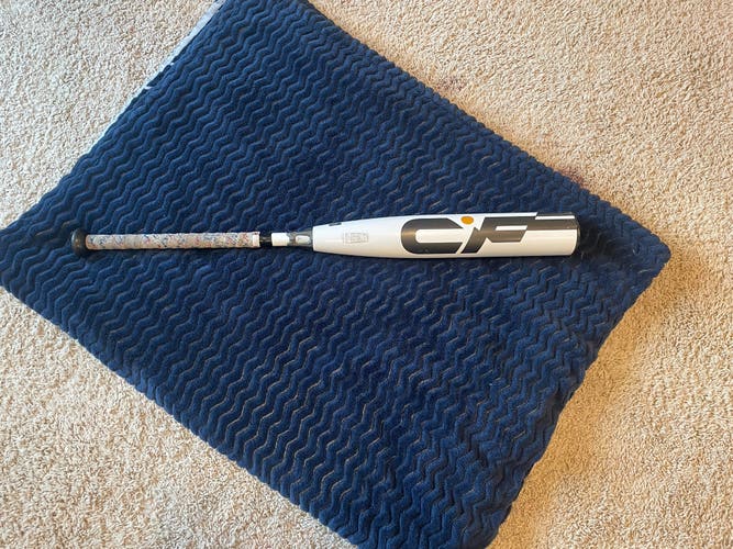 Used DeMarini (-8) 23 oz 31" CF Bat