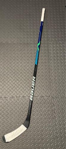 BAUER X HOCKEY STICK - JUNIOR RIGHT HAND 40 FLEX