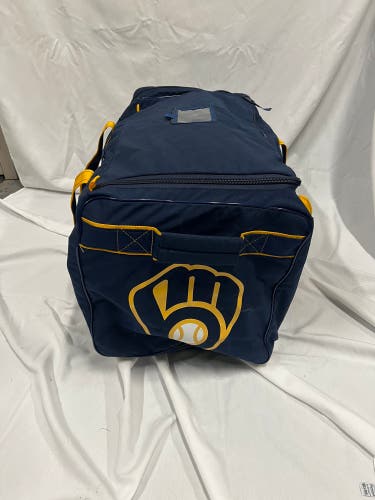 TEAM ISSUED Milwaukee Brewers Bag