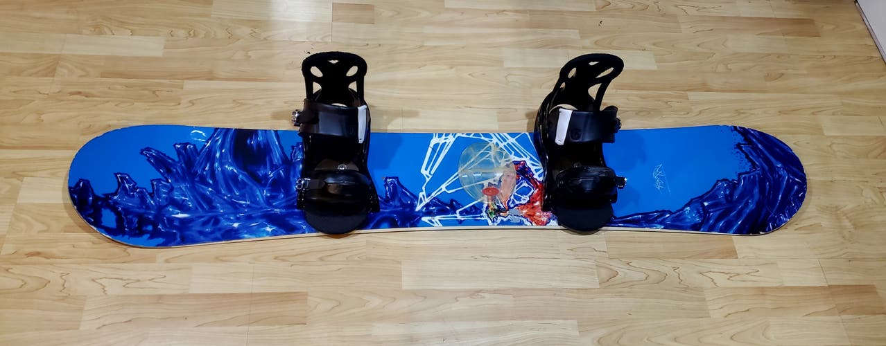 Used Unisex Burton Nasa Snowboard All Mountain With Bindings Medium Flex True Twin