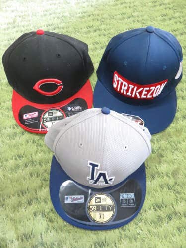 59Fifty New Era Flex - LA Dodgers Cincinnati Reds- 7 1/2, Strikezon Sm/M Hat Cap