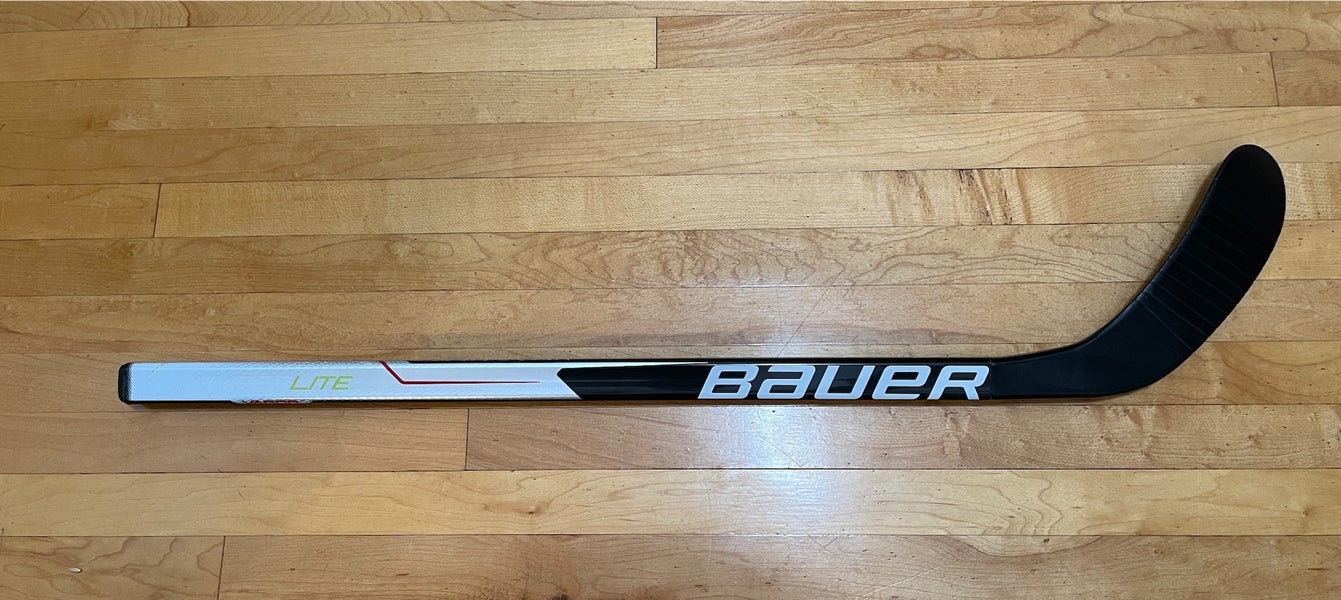 2022 Bauer Mystery Mini VAPOR HYPERLITE Hockey Stick - RIGHT Hand - RARE