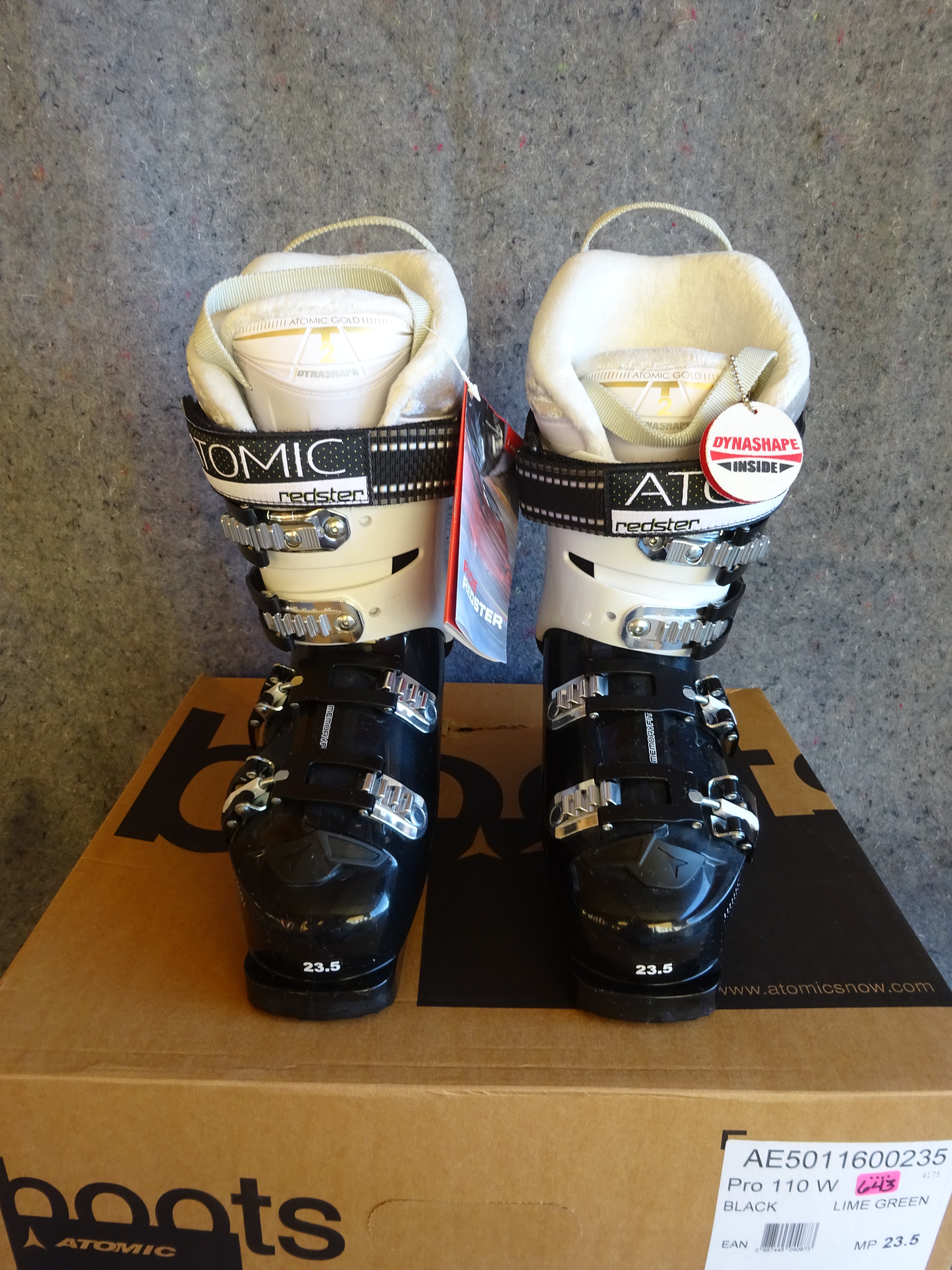 Unisex Atomic Redster Club Sport 110 Ski Boots Medium Flex (New