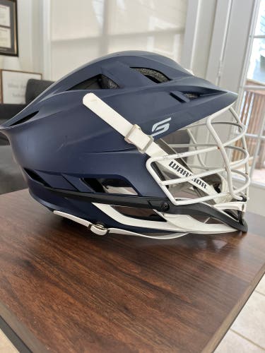 Player's Cascade S Helmet