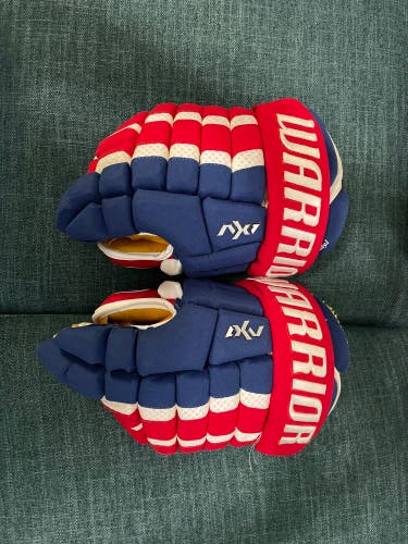 Warrior 13.5" Paccioretty Pro Stock AX1 Pro Gloves