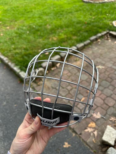 Medium Bauer Full Cage True Vision 4500 Medium