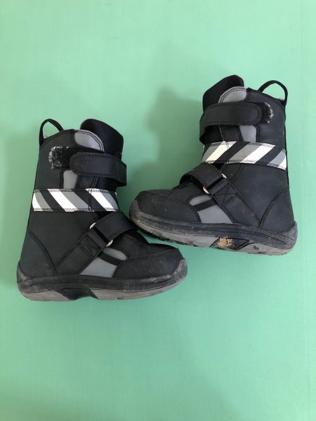 Used Kid's Burton Grom Snowboard Boots - M 2.0 (W 3.0) | SidelineSwap