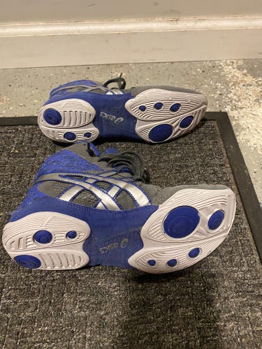Used Asics Wrestling Shoes