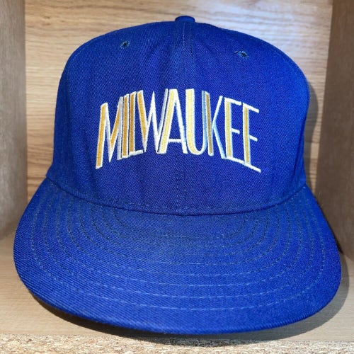 Vintage Milwaukee Brewers Spellout Pro-Line Fitted Hat Cap Size 7 1/2