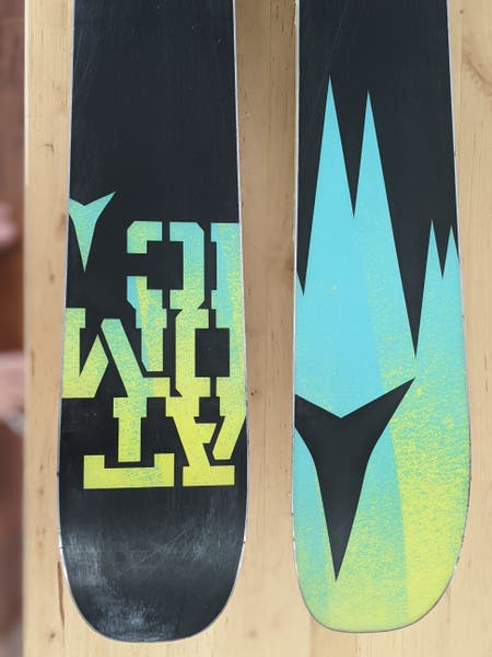 Atomic Access (171 cm) All Mountain/Powder Skis With Marker