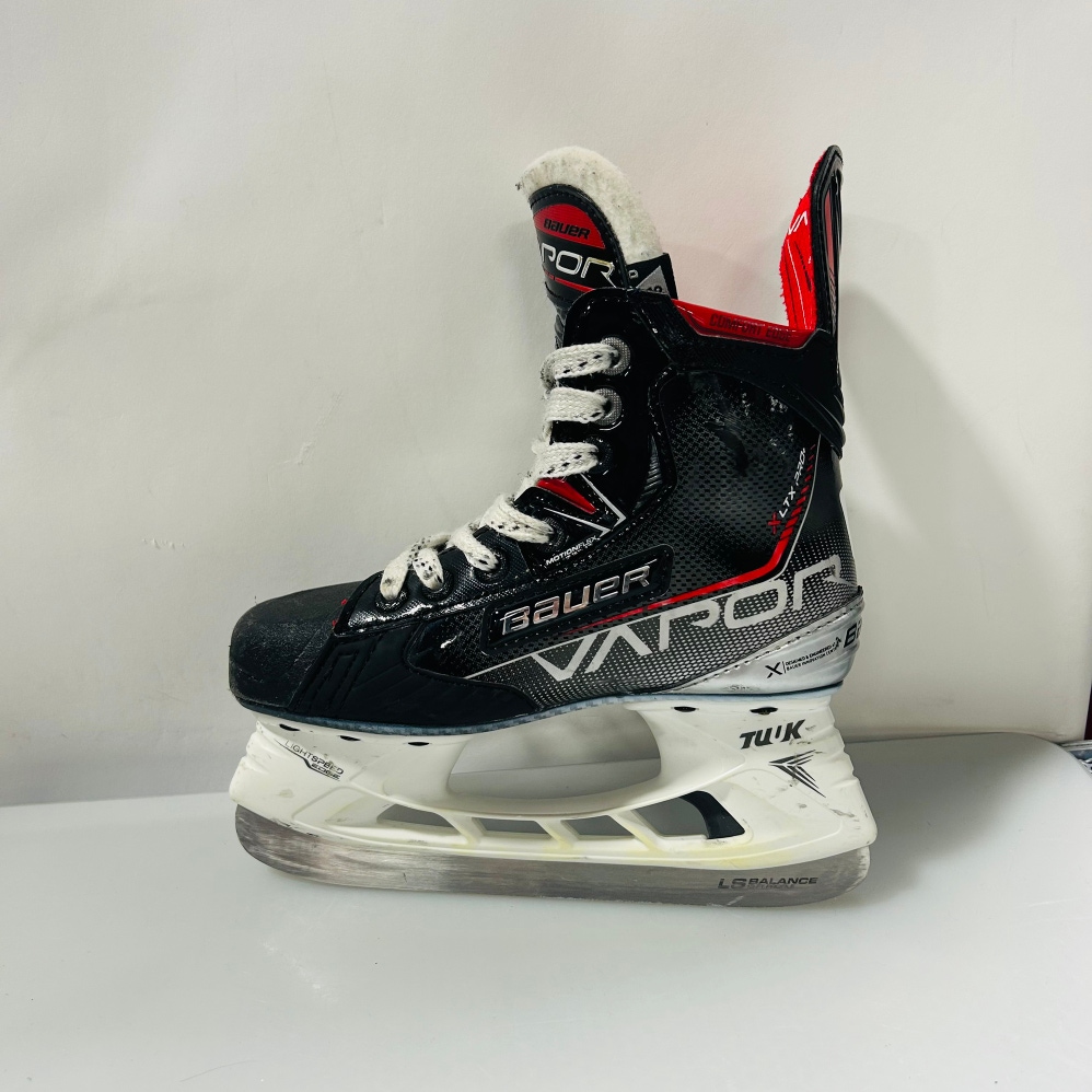 Used Bauer Regular Width Size 1.5 Vapor XLTX Pro+ Hockey Skates