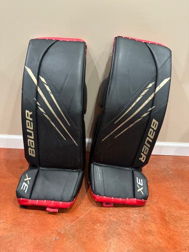 30" Bauer Vapor 3X Goalie Leg Pads