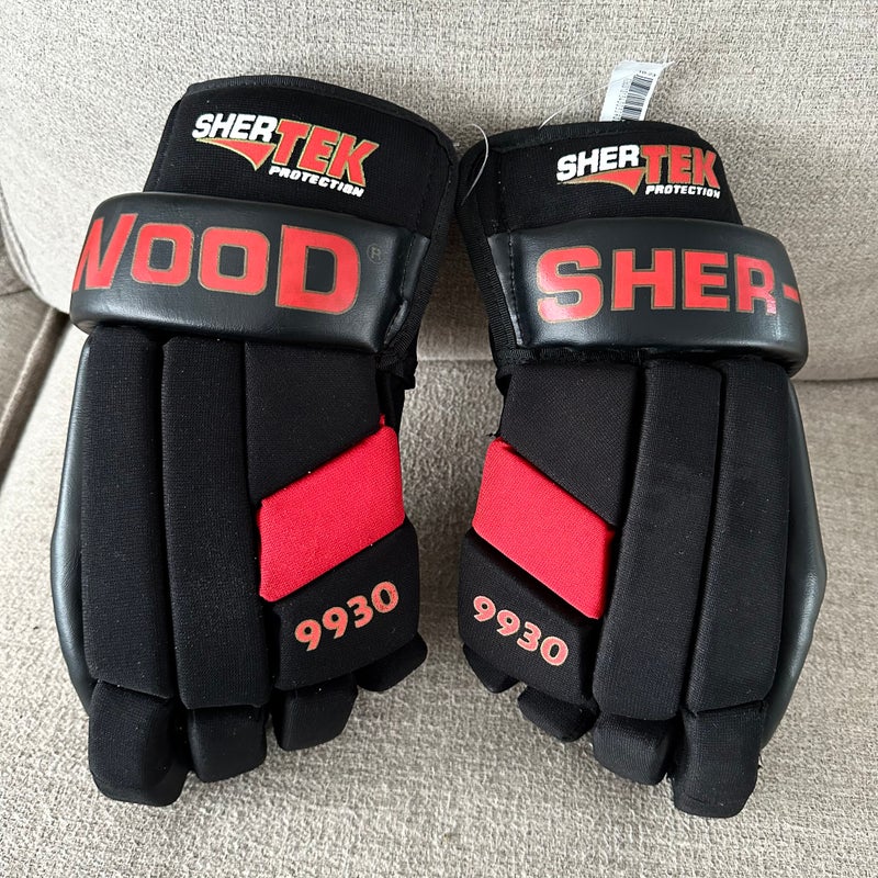 14.5” Sherwood Pro 9930 Hockey Gloves - RED BLACK OLD STOXK