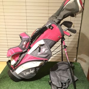 Walter Hagen Jr. Girls Series II Set (D, FW, H, 7i, 9i, SW, Putter) & Stand Bag