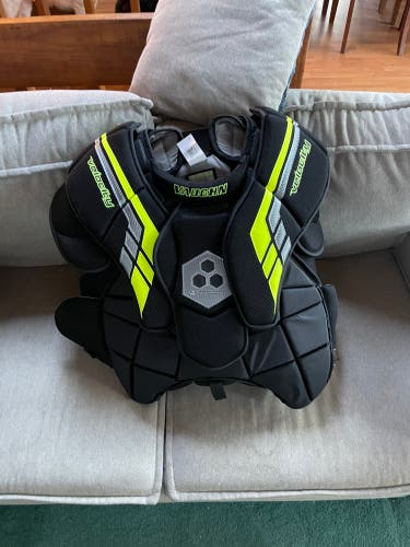 Used XL Vaughn Velocity VE8 Pro Goalie Chest Protector
