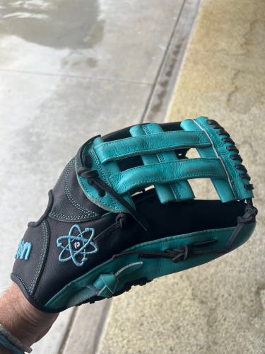 Proton Sports Outfield 13" Baseball Glove